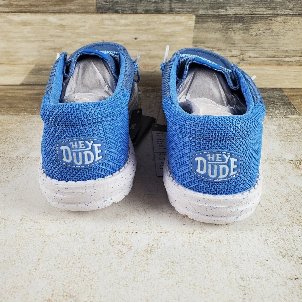 Hey Dude Wally Funk Zig Zag Mesh Mens Shoes Sz 9 Faded Denim Marina Blue Slip On